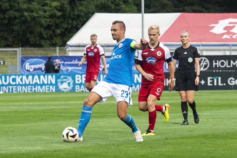 Franz Pfanne (29) leitete mit einem Ballverlust den Untergang der Kogge selbst ein und sprach danach Klartext.