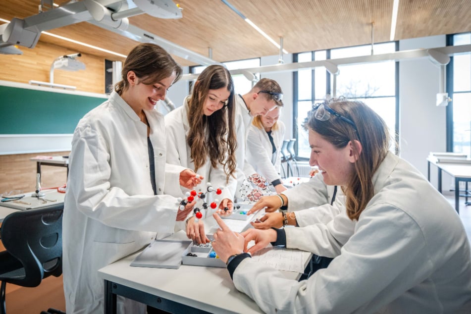 Das Johannes-Kepler-Gymnasium öffnet heute die Türen für alle Interessierten.