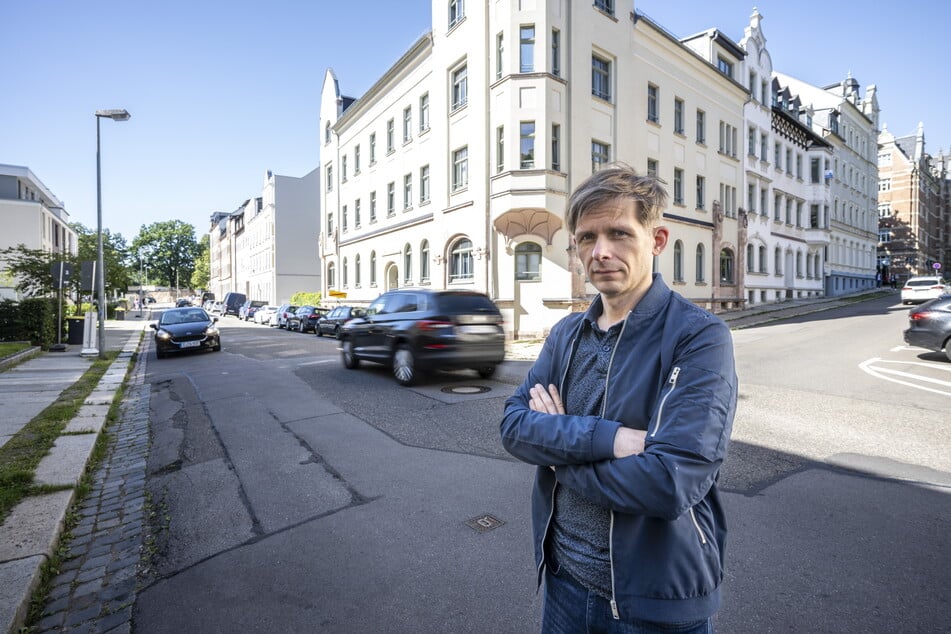 Maik Otto (48, SPD) will den ChemnitzPass für eine größere Akzeptanz "moderner" machen.