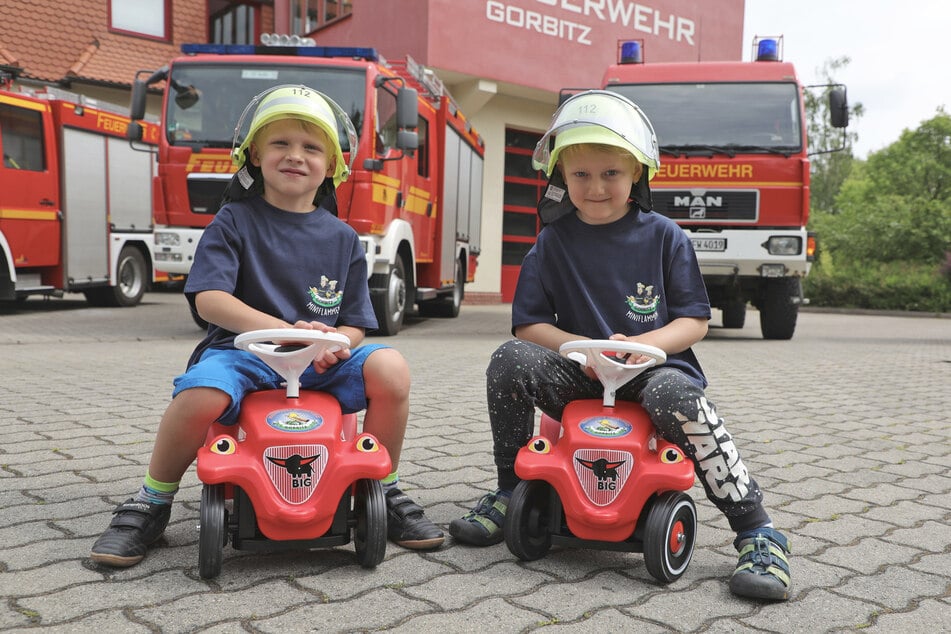 In Gorbitz können sogar die Kleinsten bei der Feuerwehr mitmischen.