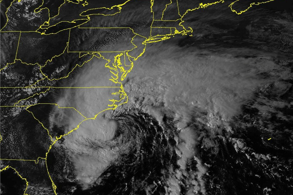 Tropical Storm Ophelia made landfall in North Carolina and is expected to weaken as it moves northwards.