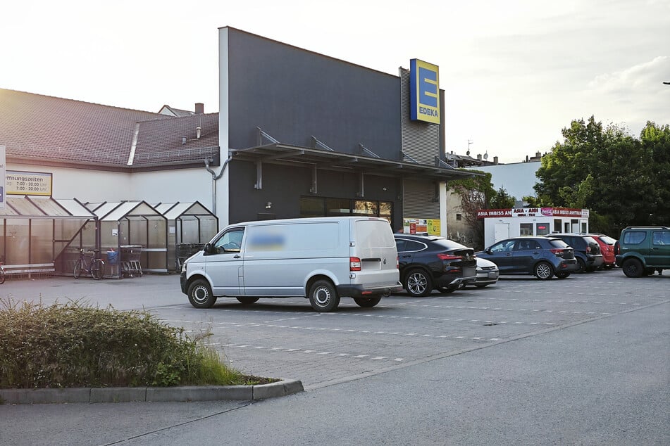 Wie es mit der alten Edeka-Filiale an der Werdauer Straße weitergeht, will das Unternehmen demnächst mitteilen.