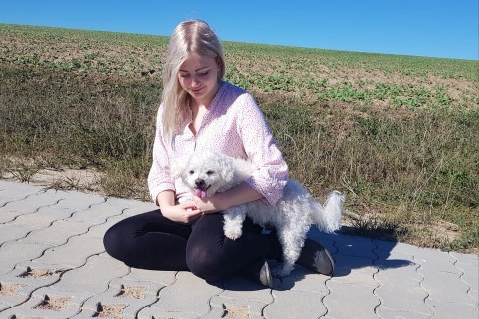 Vanessa (28) leidet bereits seit ihrem fünften Lebensjahr an Migräne.