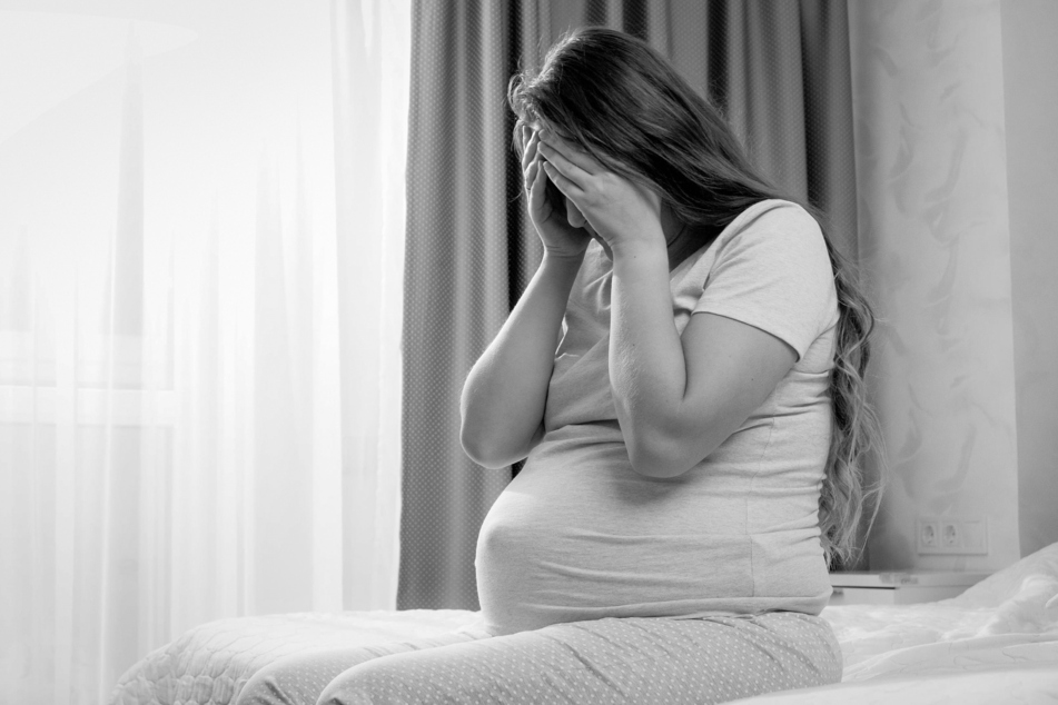 According to scientists, building up a tolerance to the hormone GDF15 could help prevent severe morning sickness.