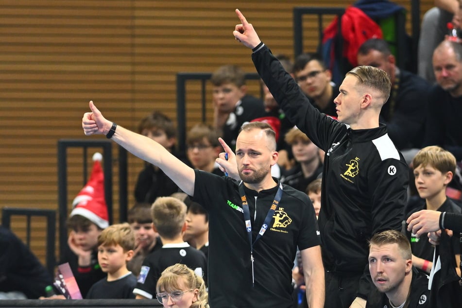 Daumen nach oben: HCE-Coach André Haber (39) kann mit seinem Team aktuell zufrieden sein. (Archivfoto)