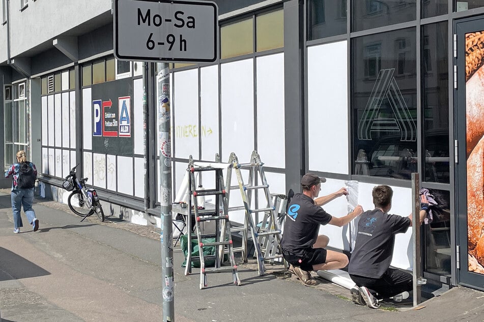 Die Sprayer arbeiteten auf einer speziellen Folie.