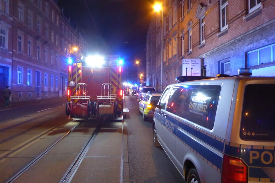 Polizei und Feuerwehr waren am Mittwochabend in Zwickau in der Werdauer Straße im Einsatz.