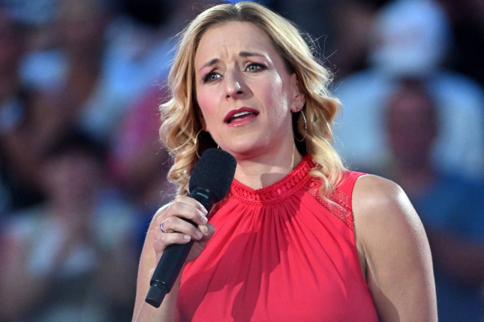 Stefanie Hertel (46) moderiert "Immer wieder sonntags".