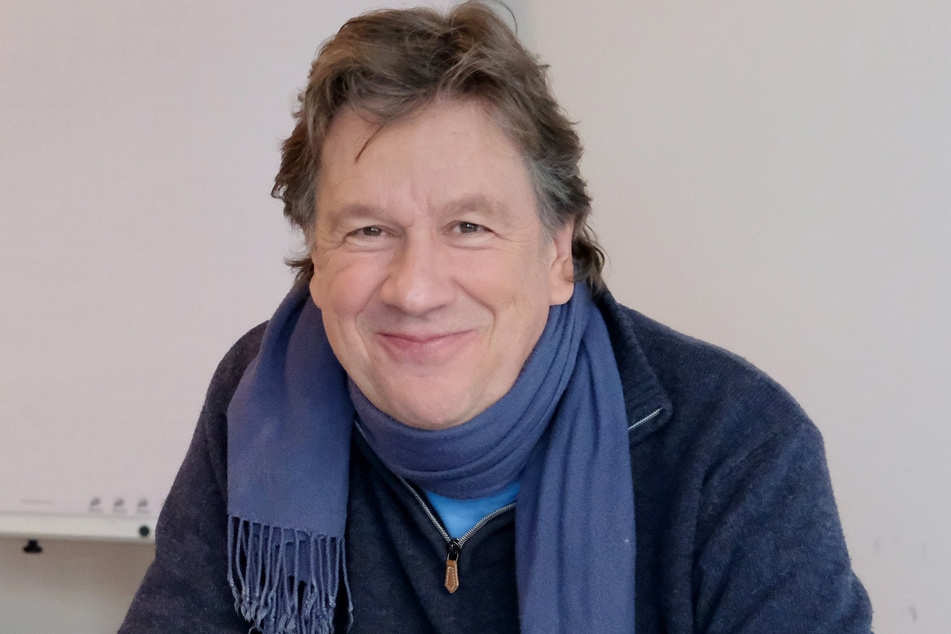 Da bleibt sogar einem erfahrenen Moderator wie Jörg Kachelmann kurz die Stimme weg.