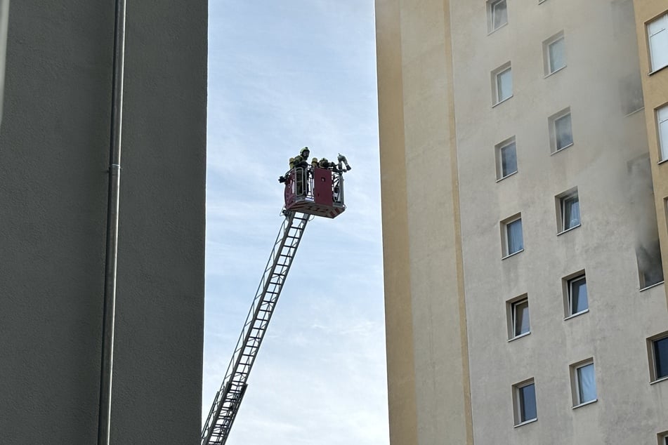 Nach einem Wohnungsbrand in Friedrichshain geht die Polizei geht von fahrlässiger Brandstiftung aus.
