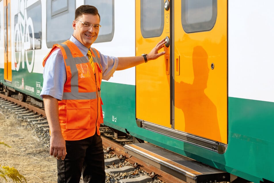 Zukunft in gelb-grün: Quereinsteiger (m/w/d) finden bei der ODEG ihren neuen Zielbahnhof.