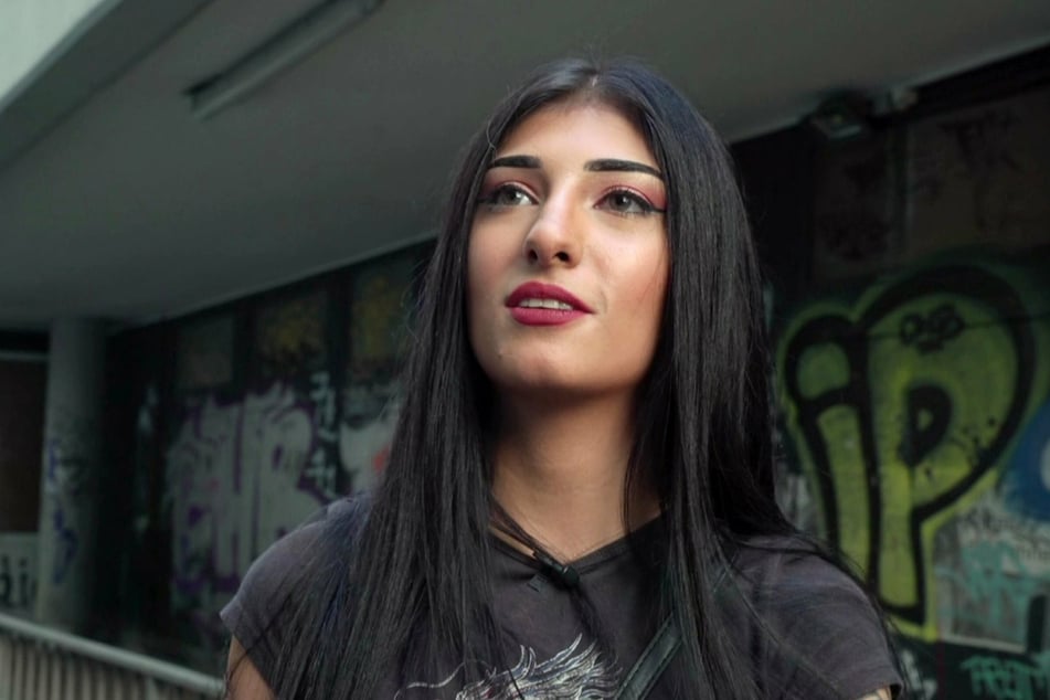 Keinen Schulabschluss, keine Ausbildung, keine Arbeit: Aylin fühlt sich oft verloren und einsam.