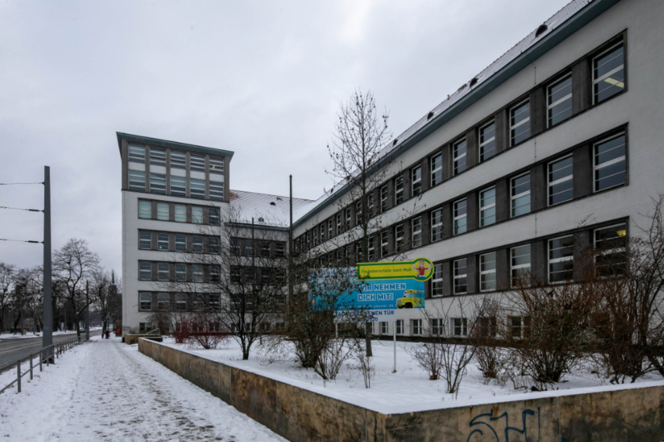 Das Berufliche Schulzentrum "Gustav Anton Zeuner" ist ab Dienstag eines der Dresdner Testzentren.