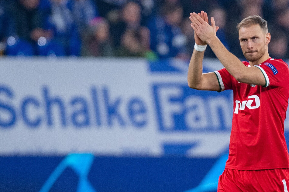Im Trikot vom Lok Moskau wurde Benedikt Höwedes (32) im Schalker Stadion gefeiert. Er ist das Idol der jüngeren Schalker Geschichte.