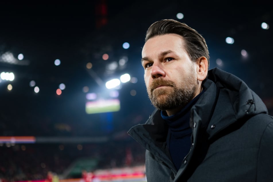 FC-Sportboss Thomas Kessler (40) hat sich gegen die Verpflichtung eines neuen Stürmers entschieden.