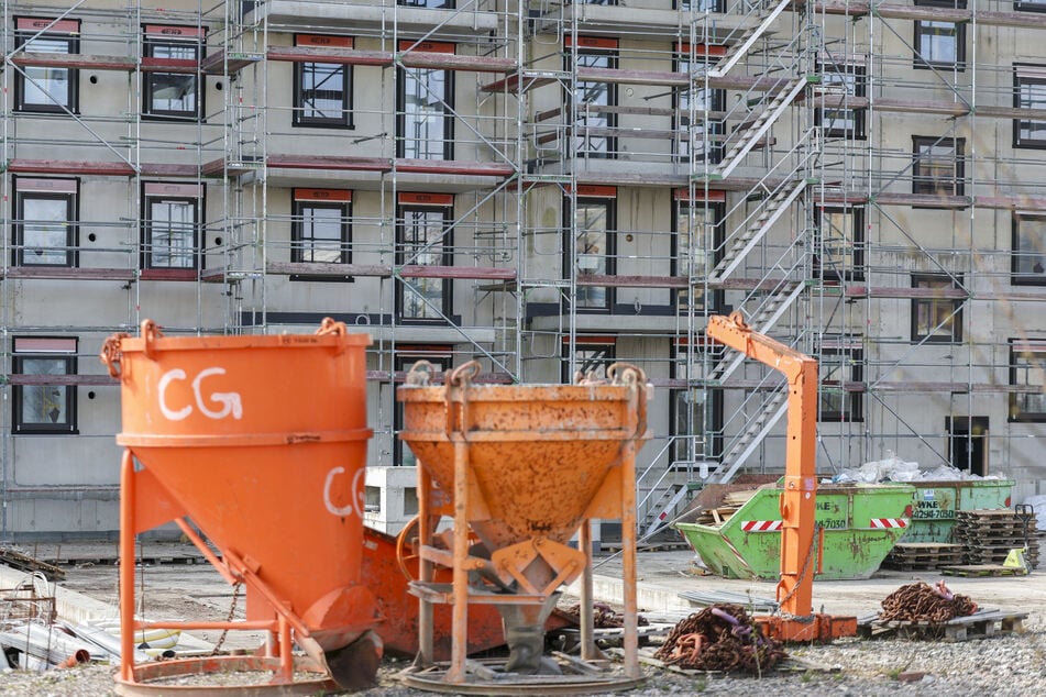 Zusätzliche Wohnungen durch private Unternehmen könnten die Mieten zum Sinken bringen.