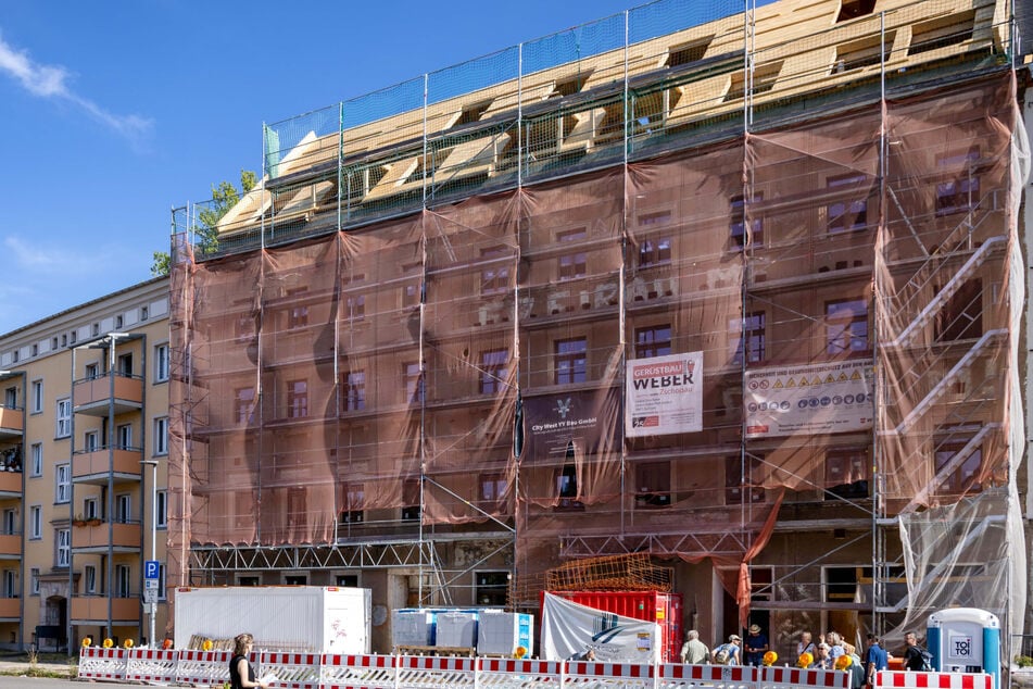 Das historische Gebäude an der Fritz-Reuter-Straße wird derzeit saniert.