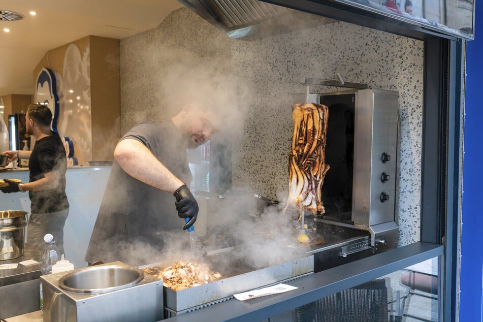 Der Blick auf Tentakel am Spieß ist (noch) gewöhnungsbedürftig.