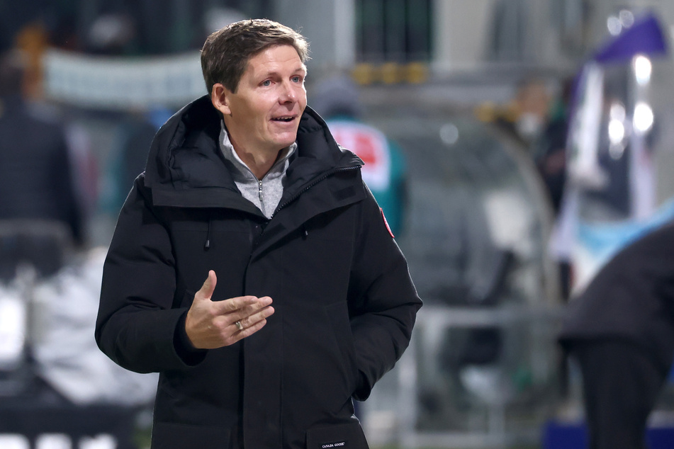 Eintracht Frankfurts Trainer Oliver Glasner (47) ist das Corona-Thema mittlerweile leid.