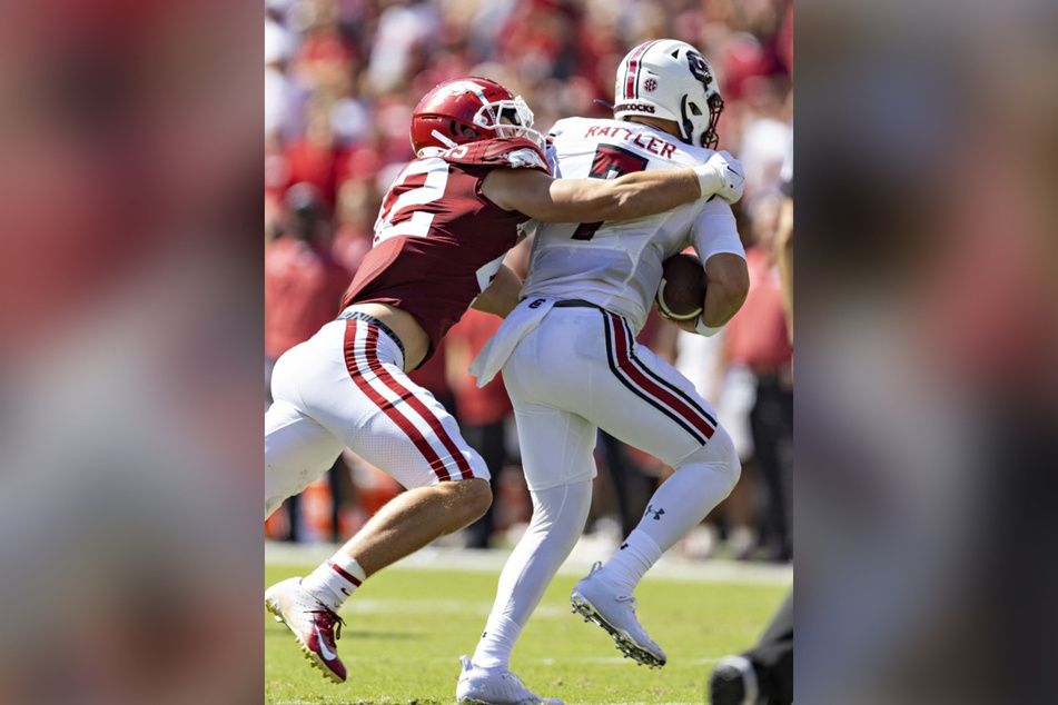 Junior linebacker Drew Sanders earned two national honors and SEC conference honors following his performance against the Gamecocks on Saturday.