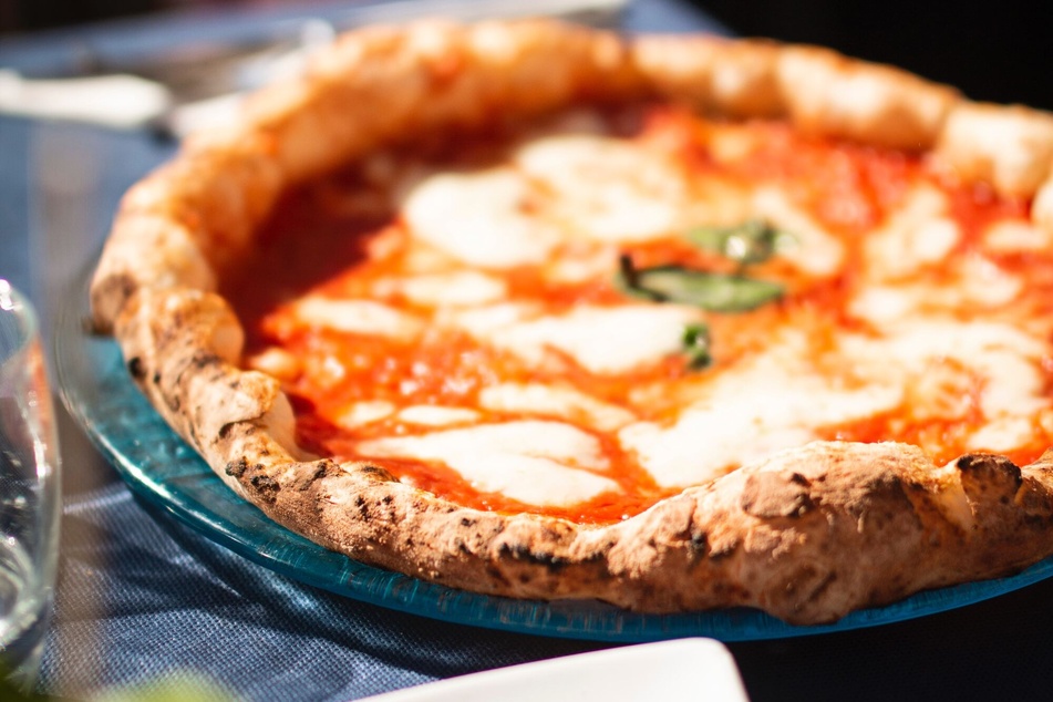 Im Pizza Social Club treffen traditionelle Pizzen auf ein modernes Konzept. (Symbolbild)