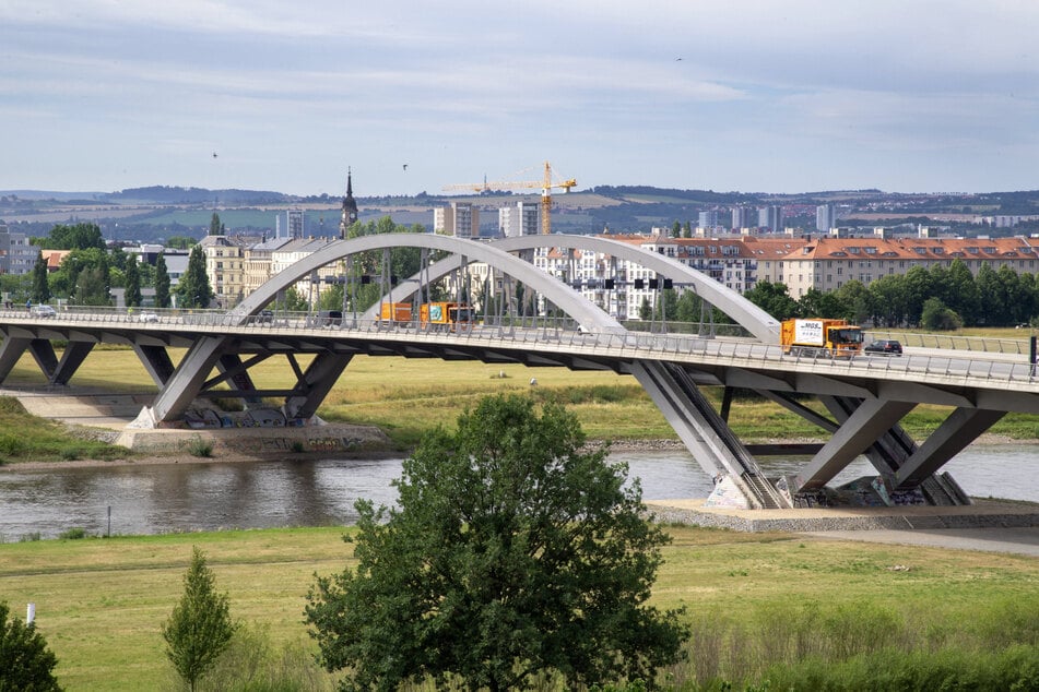 Die Waldschlößchenbrücke in Dresden.