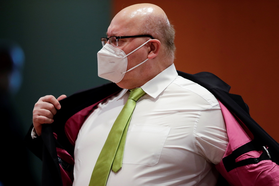 Bundeswirtschaftsminister Peter Altmaier (62, CDU) bei einer Kabinettssitzung im Kanzleramt in Berlin.