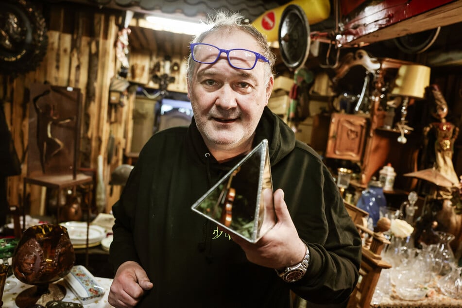Walter "Waldi" Lehnertz (59) besitzt ein Antiquitätengeschäft in der Eifel. (Archivbild)