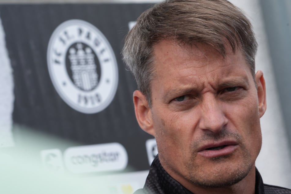 Für St. Paulis Trainer Alexander Blessin (52) ist das Spiel beim VfB Stuttgart auch eine Reise in die eigene Vergangenheit.