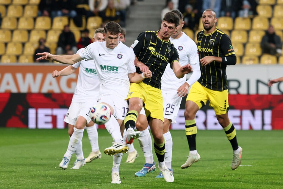 Bei der Alemannia läuft es dieses Jahr noch nicht rund. Sieben Niederlagen stehen schon zu Buche, gegen Aue gab es Ende September eine 0:1-Pleite.