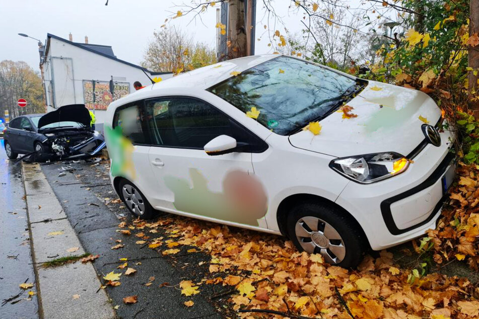 Heftiger Zusammenprall im Vogtland: 28-Jährige nimmt Ford Focus die Vorfahrt