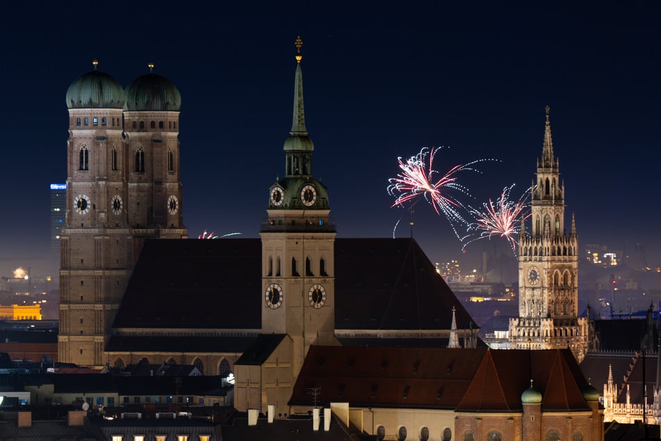 In der Innenstadt dürfen keine Böller gezündet werden. Stattdessen soll der Himmel mit Lasern erleuchtet werden.