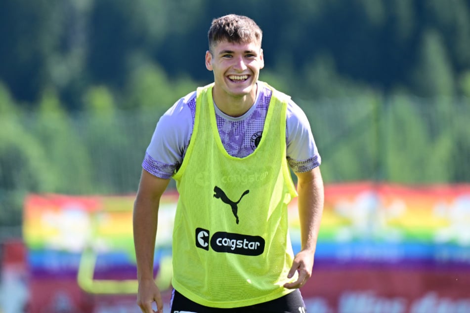 Neuzugang Arkadiusz Pyrka (22) will sein erstes Pflichtspiel im DFB-Pokal gegen Eintracht Norderstedt spielen.