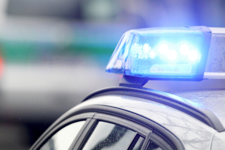 Jede Menge Drogen statt lodernder Flammen haben Polizisten bei einem Einsatz in Bayern gefunden. (Symbolbild)