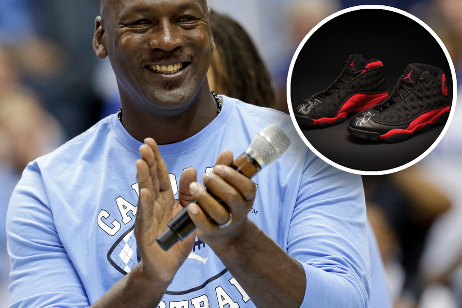 Für 2,2 Millionen US-Dollar wurden die Sneaker von Basketball-Legende Michael Jordan (60) in New York versteigert.
