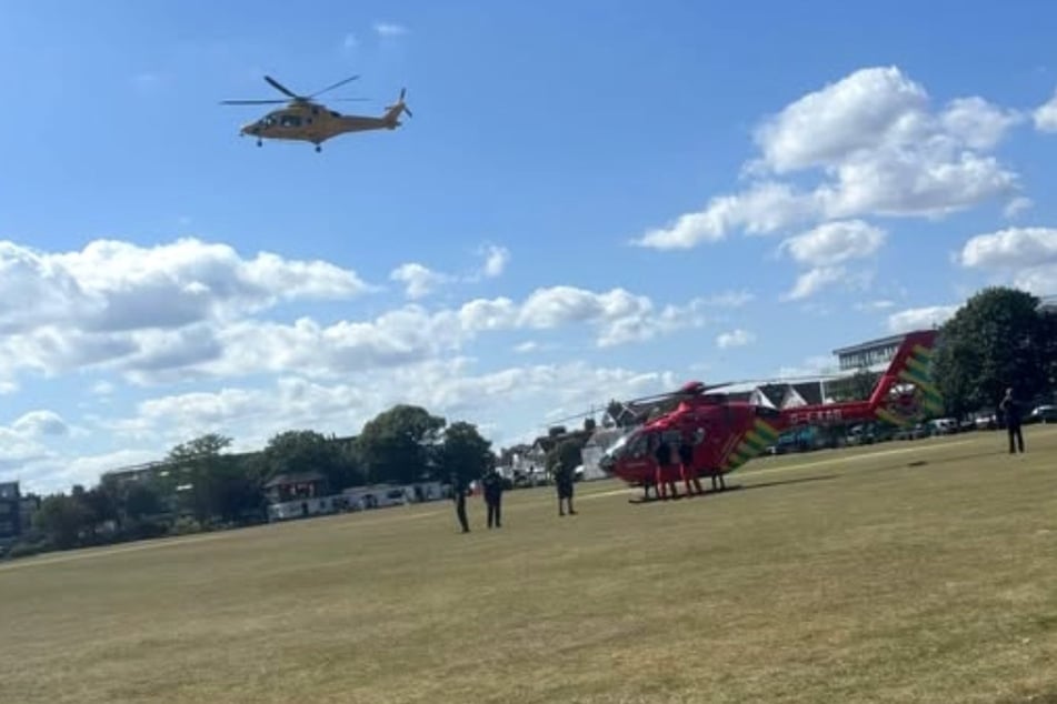 Auch Rettungshubschrauber waren im Einsatz, um den vier verletzten Kindern zu helfen.