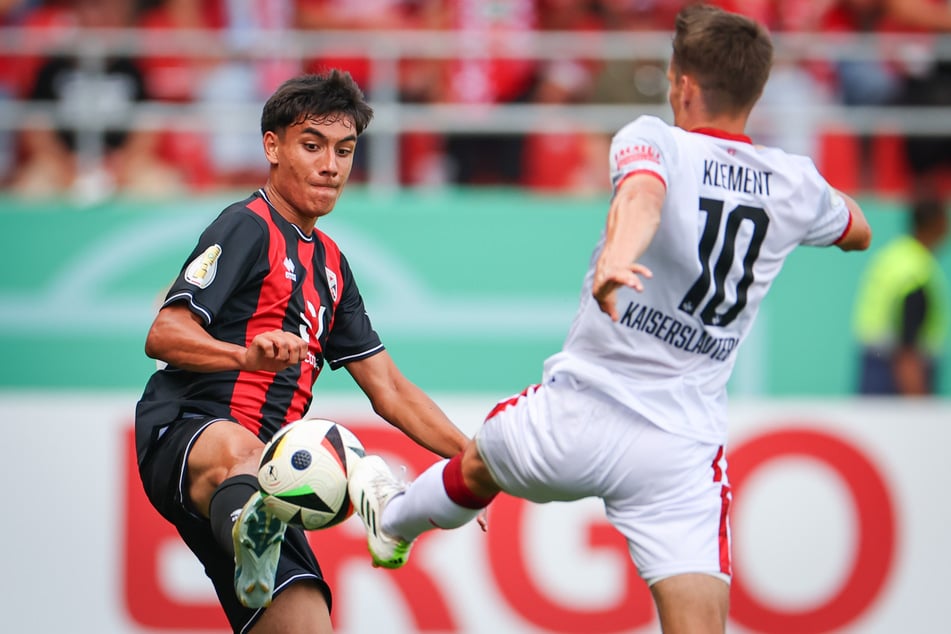 Deniz Zeitler (18, l.) trägt jetzt anstatt des Ingolstadt-Trikots das von Hoffenheim.