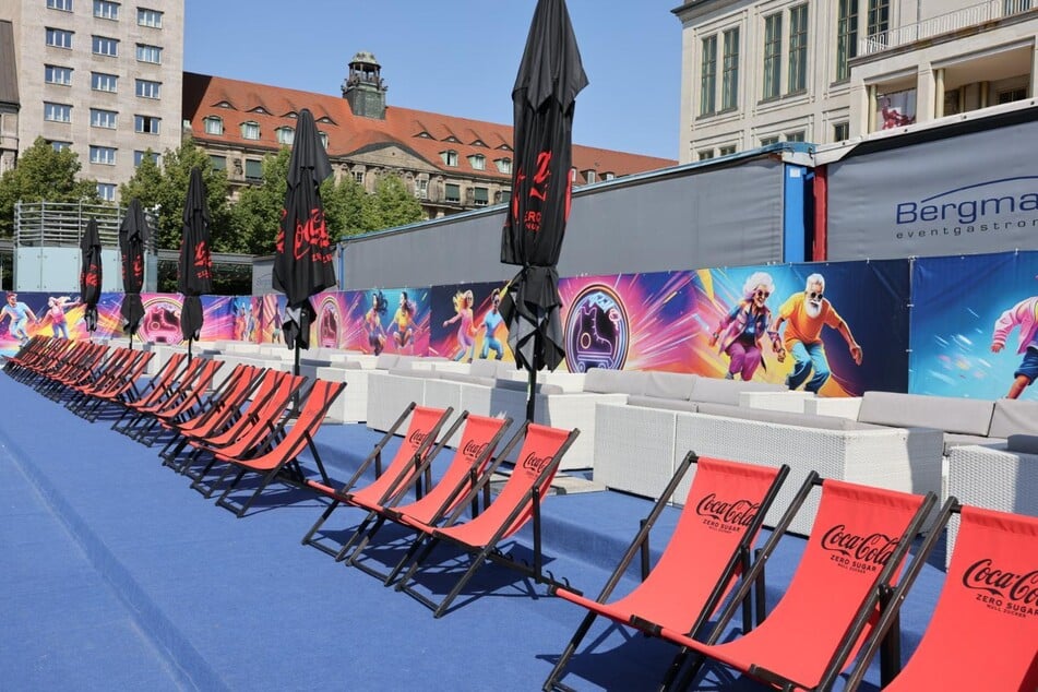 Der Lounge-Bereich ist perfekt, um den Profis und Anfängern zuzuschauen.