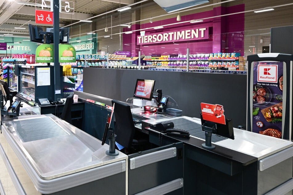 Moderne SB-Kassen und das K-Scan-System erleichtern den Kunden in Osnabrück-Schinkel den Einkaufsalltag.