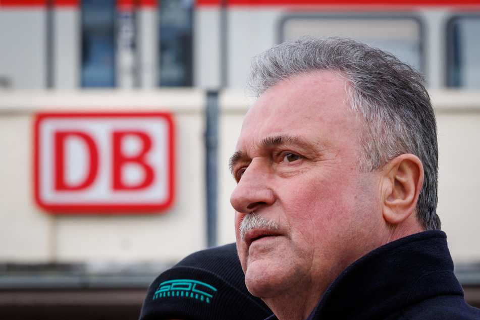 Hat zuletzt in Wellen streiken lassen: der mächtige GDL-Boss Claus Weselsky (65).