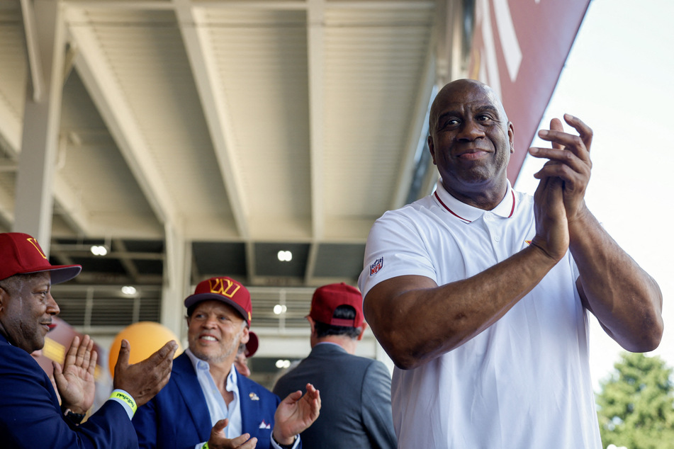 Magic Johnson scores place on exclusive athlete list after net worth update!
