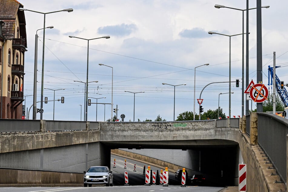Ab Donnerstag bis Anfang August wird die Fahrbahn auf der Tonbergstraße und dem Flügelweg saniert.