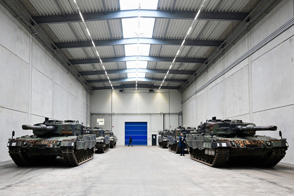 Leopard-2-Panzer in der Rhenmetall-Fabrik von Unterlüß (Nordrhein-Westfalen)