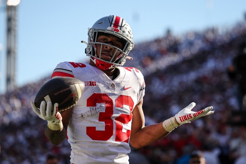 Ohio State football running back Treveyon Henderson has returned to the field after suffering a foot injury.