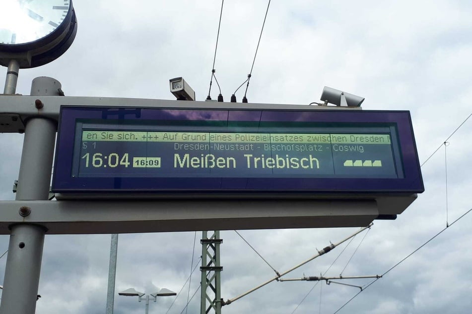 Die Strecke zwischen Dresden Neustadt und Dresden-Klotzsche war vorübergehend gesperrt.