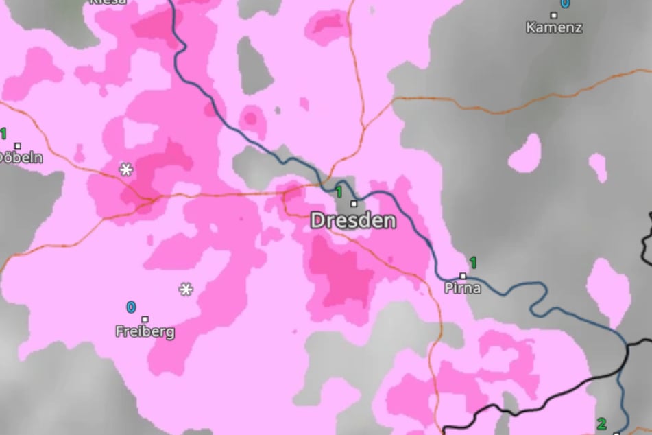 Vor allem am Vormittag war mit hohem Niederschlag zu rechnen - das sorgte für schwierige Straßenverhältnisse.