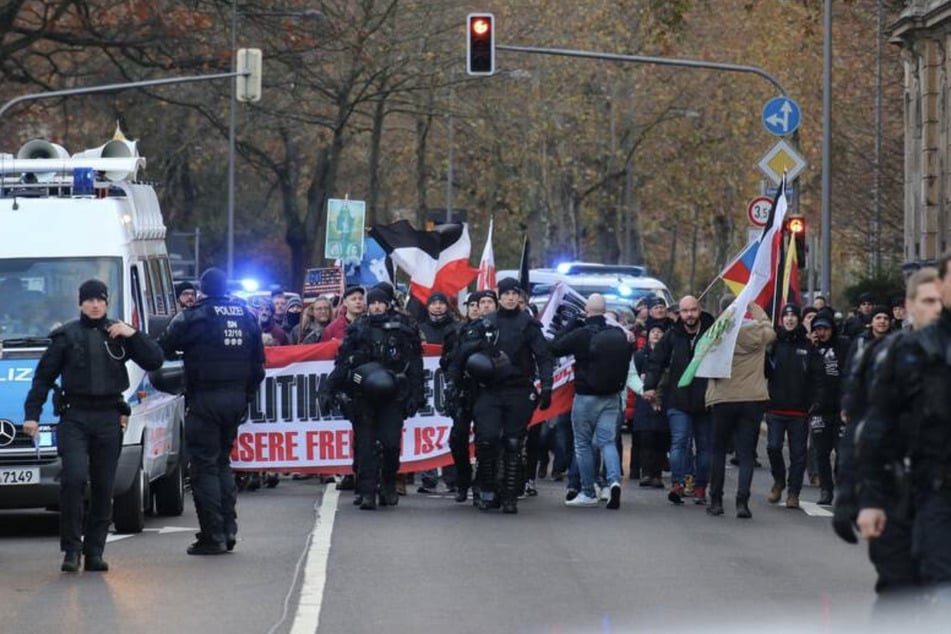 Leipzig: 40 Ermittlungs-Verfahren nach Demo und Gegenprotest am Samstag in Leipzig