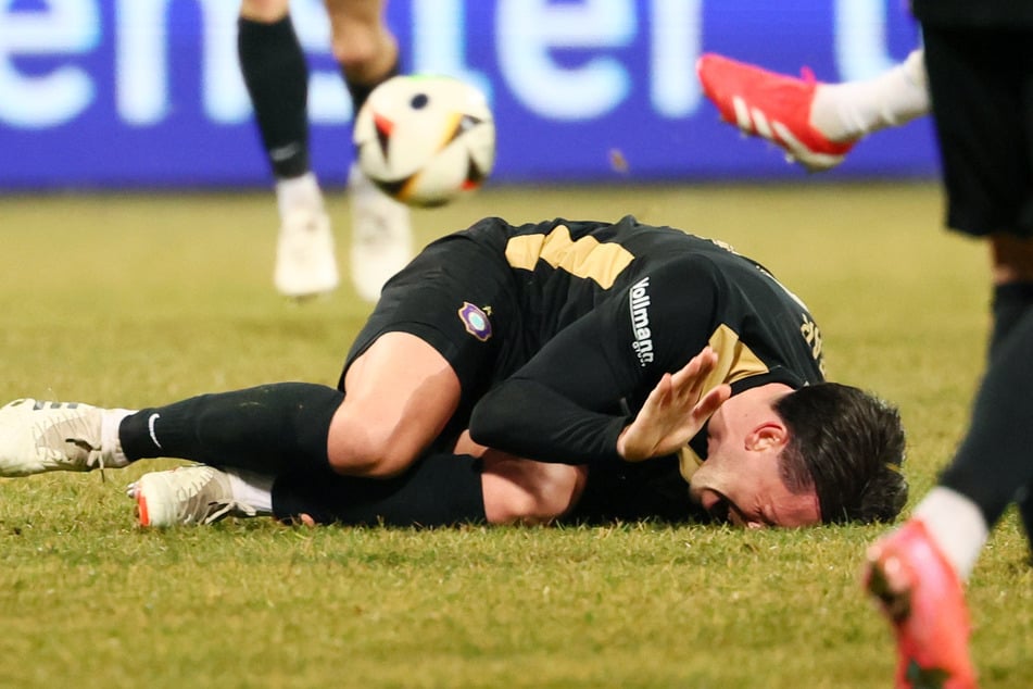 Aue-Spieler Marcel Bär (33) zog sich im März eine Horror-Verletzung zu. Die Diagnose: Achillessehnenriss.
