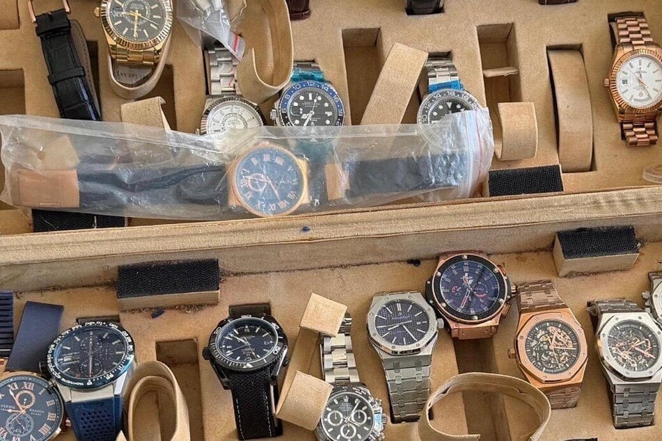 Bei den Durchsuchungen wurden die Beamten fündig.