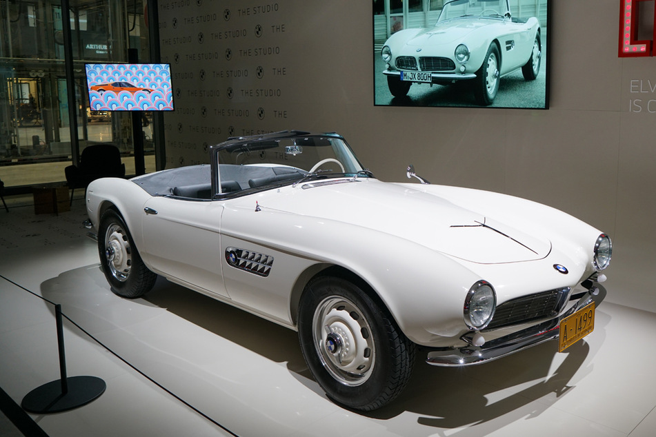 Von wegen "Pink Cadillac": Motorworld holt sich BMW von Elvis Presley
